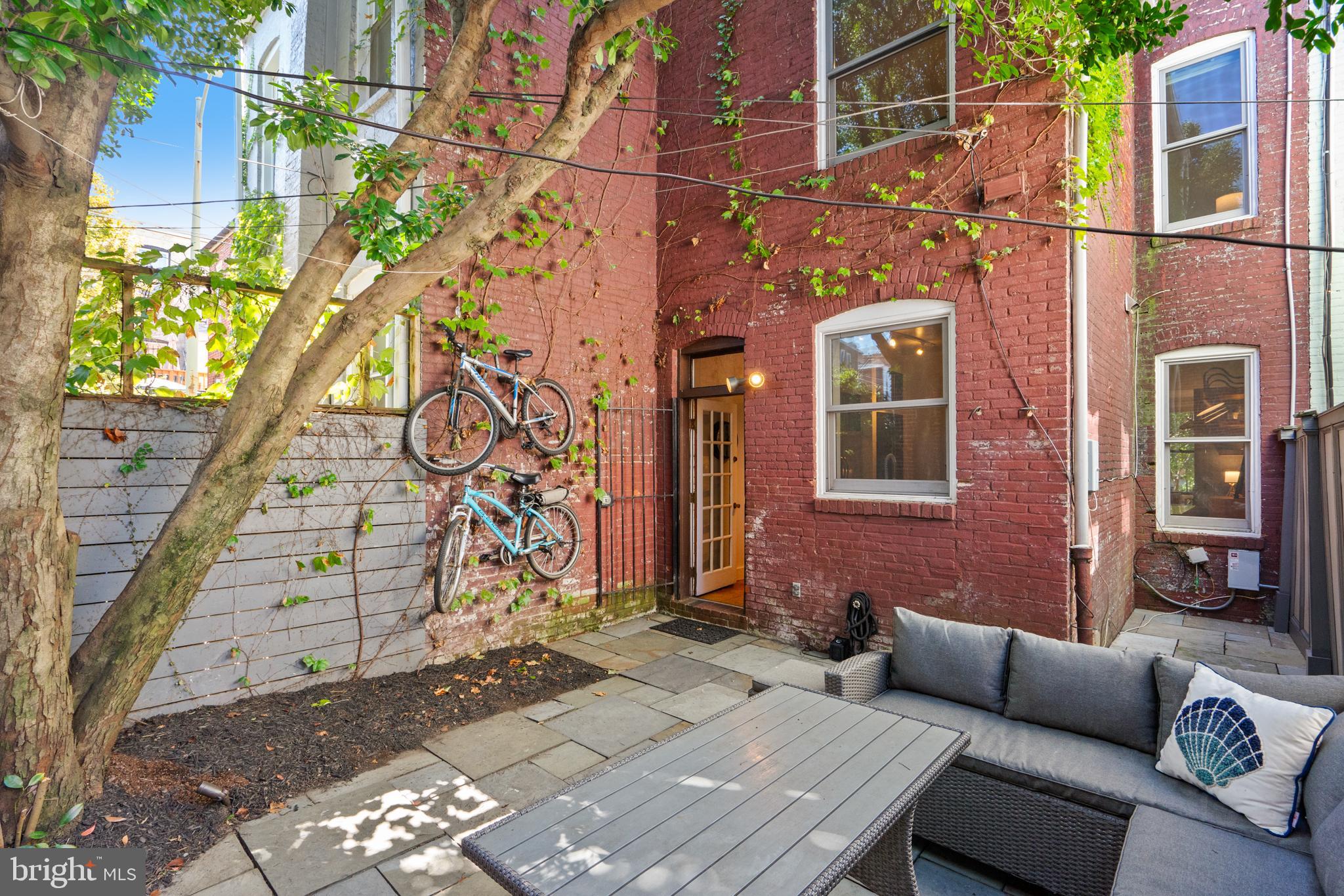 507 6TH STREET NE