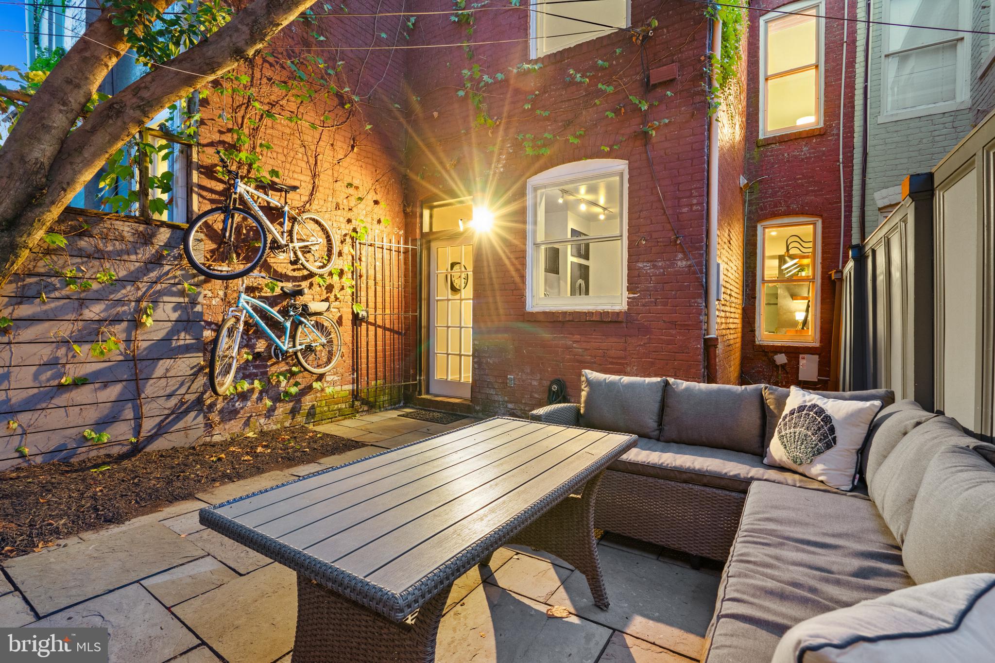 507 6TH STREET NE