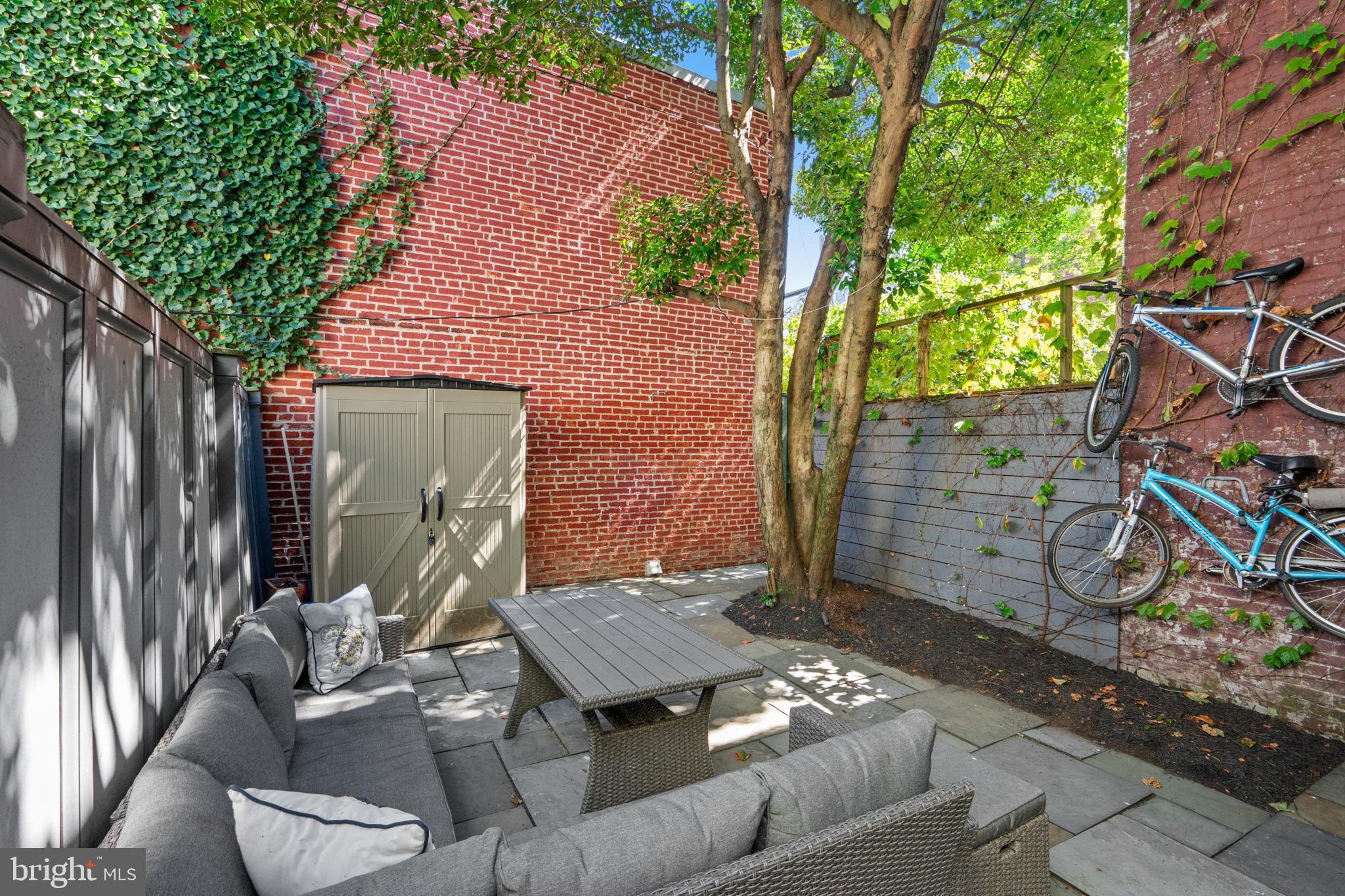 507 6TH STREET NE