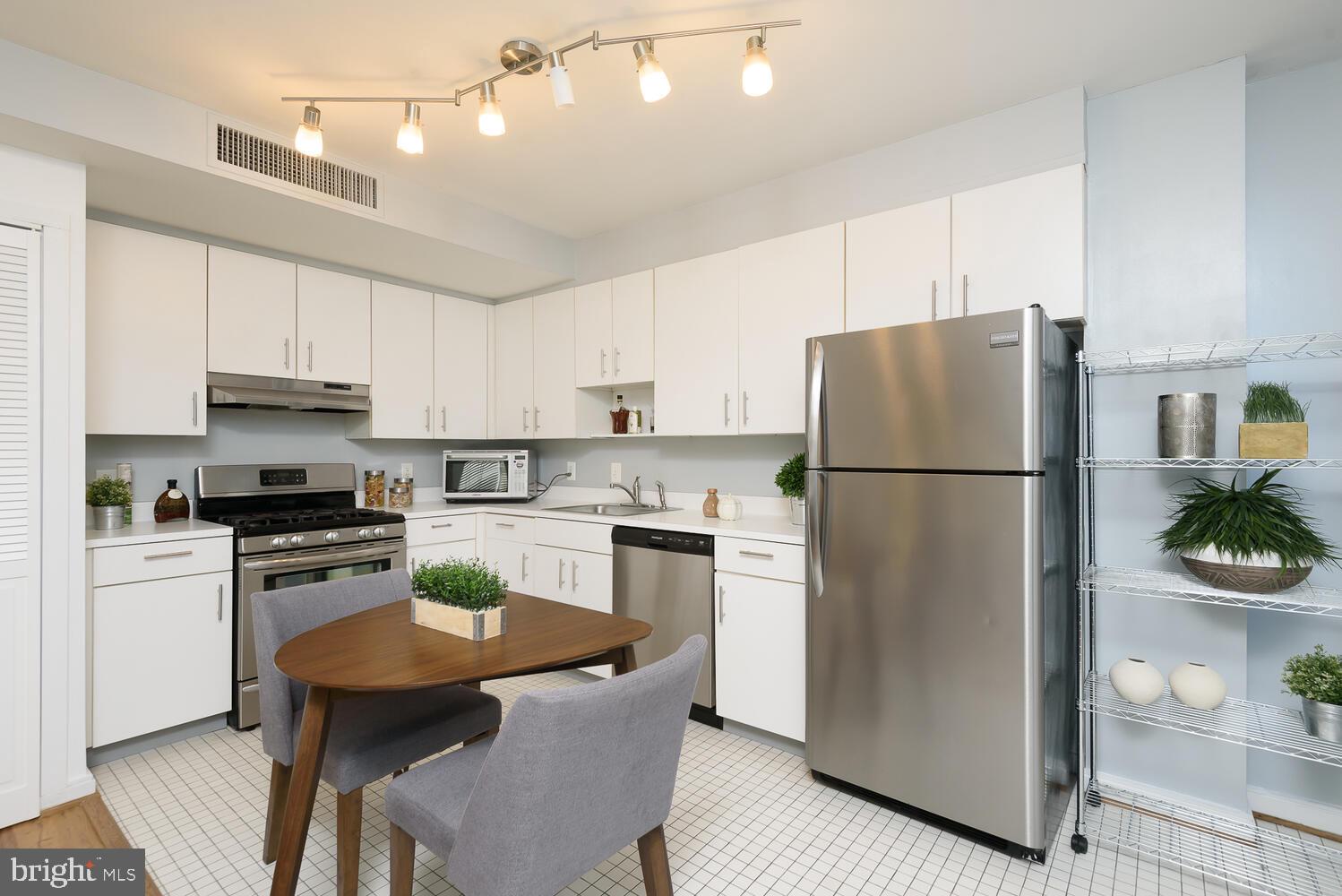 649 C STREET SE Unit: 103