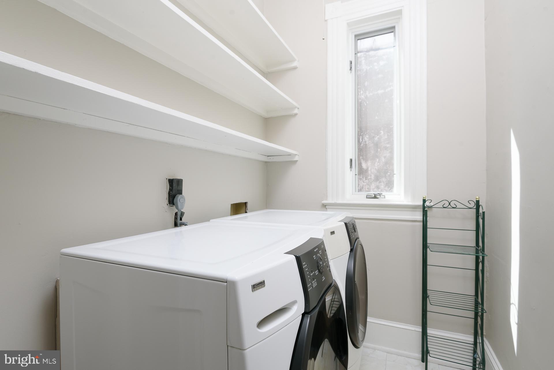 1330 INDEPENDENCE AVENUE SE