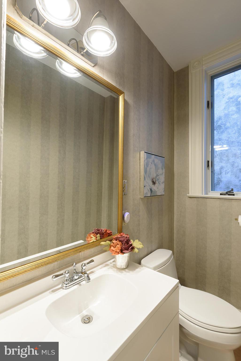 1330 INDEPENDENCE AVENUE SE