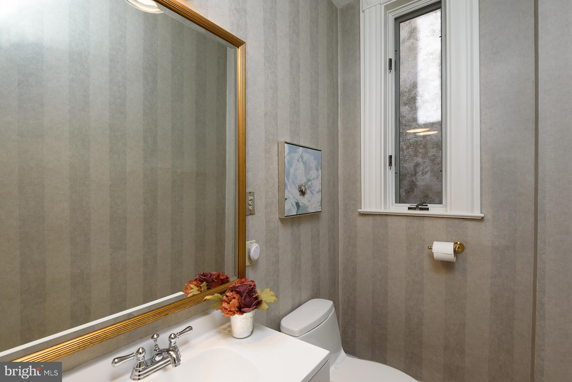 1330 INDEPENDENCE AVENUE SE