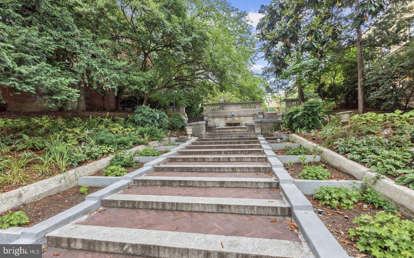 1954 Columbia ROAD NW Unit: 112