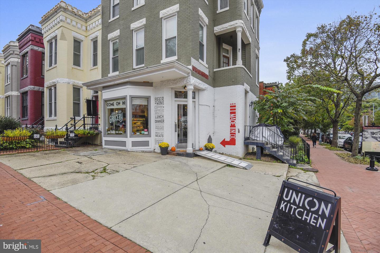 409 G STREET NE