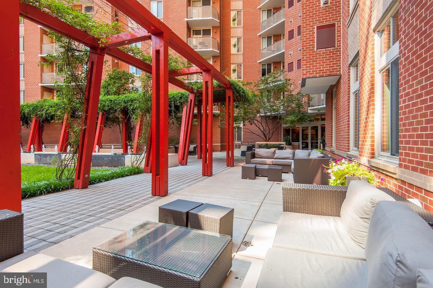 1000 New Jersey AVENUE SE Unit: 716
