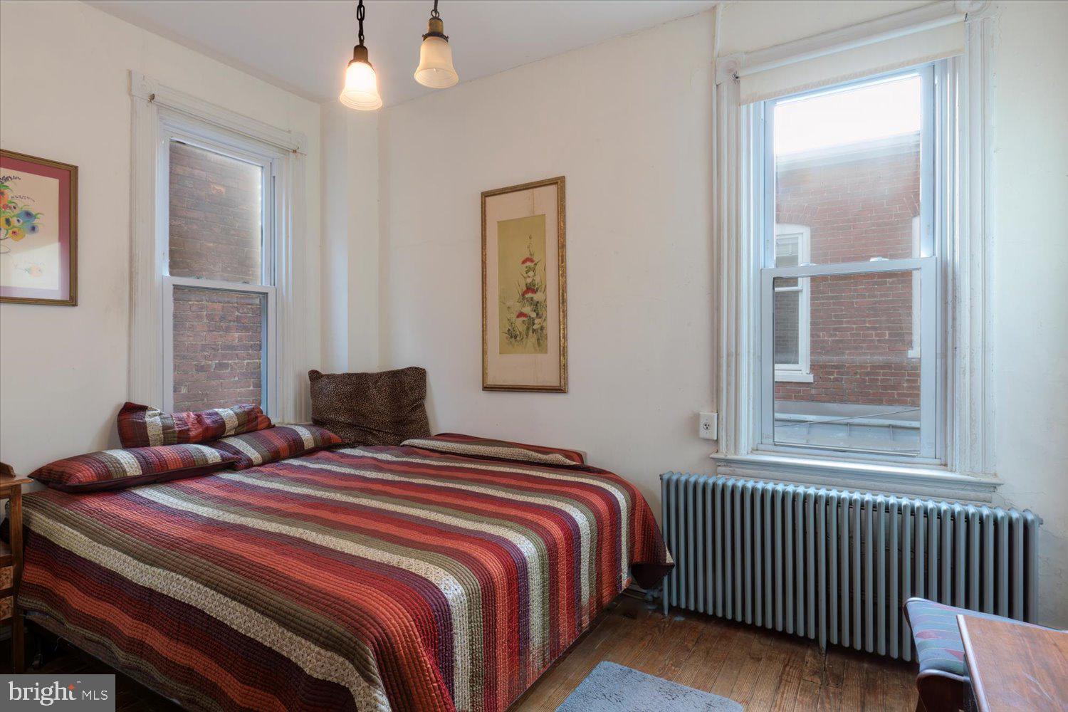 105 8th STREET SE