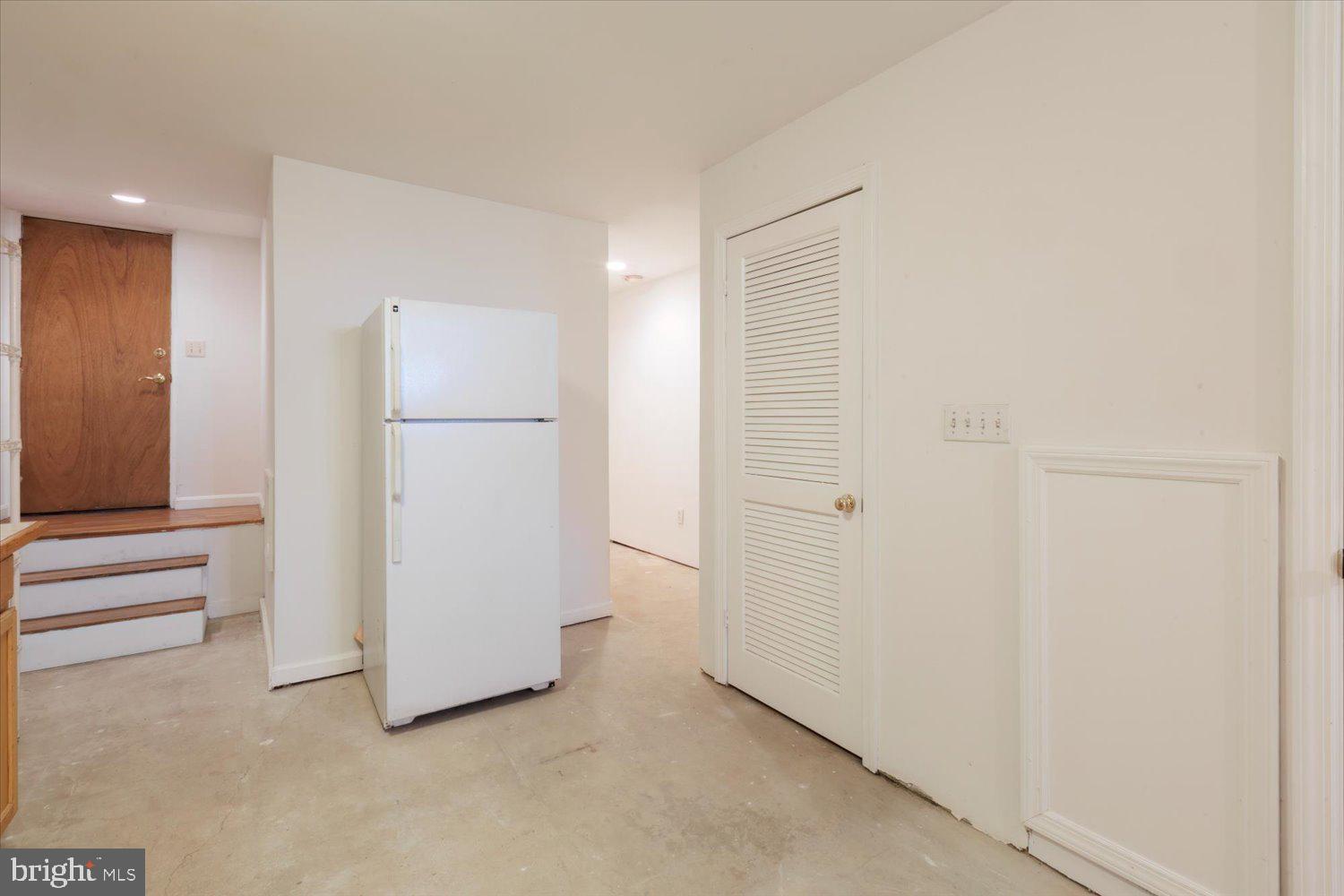 105 8th STREET SE