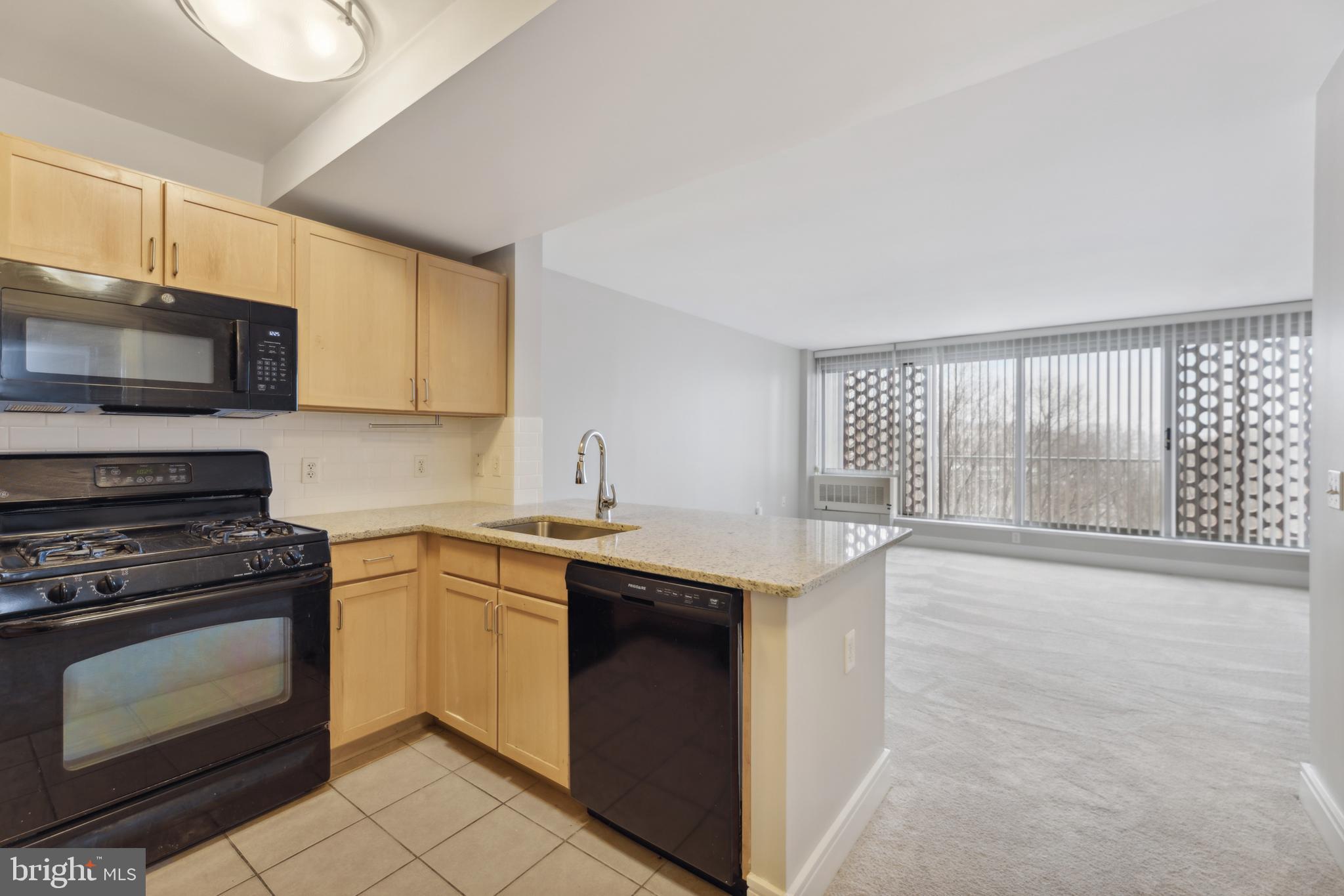 800 4th STREET SW Unit: N722