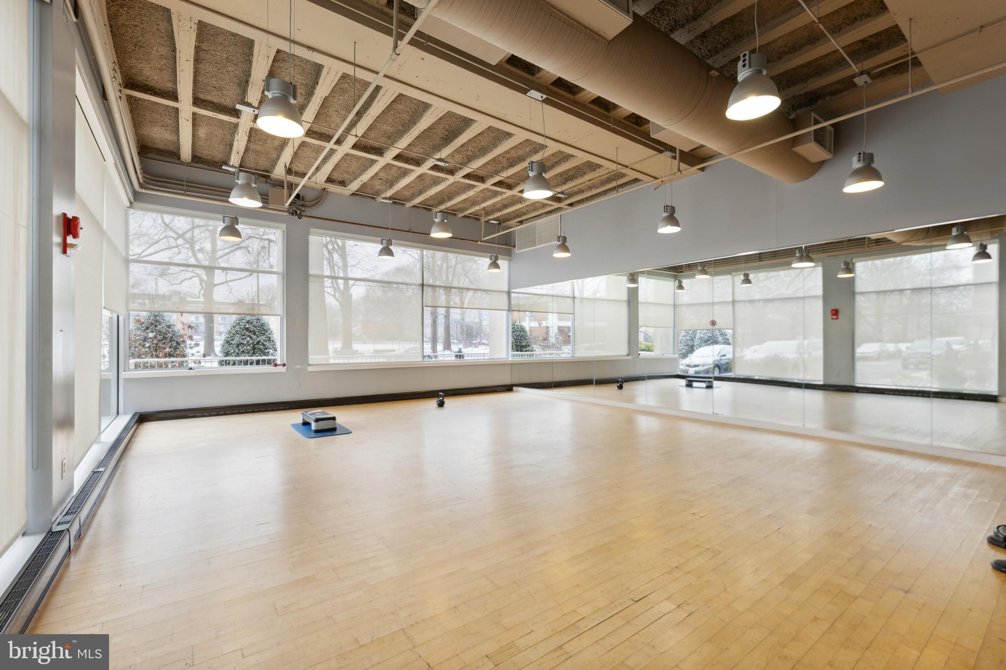 800 4th STREET SW Unit: N722