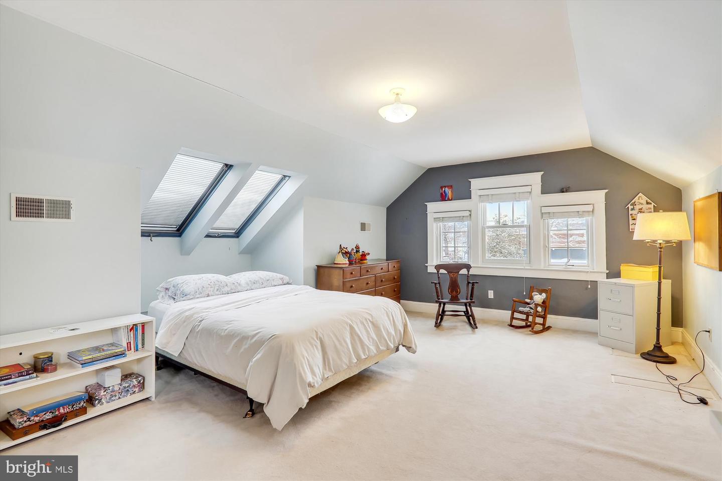 3821 Livingston STREET NW