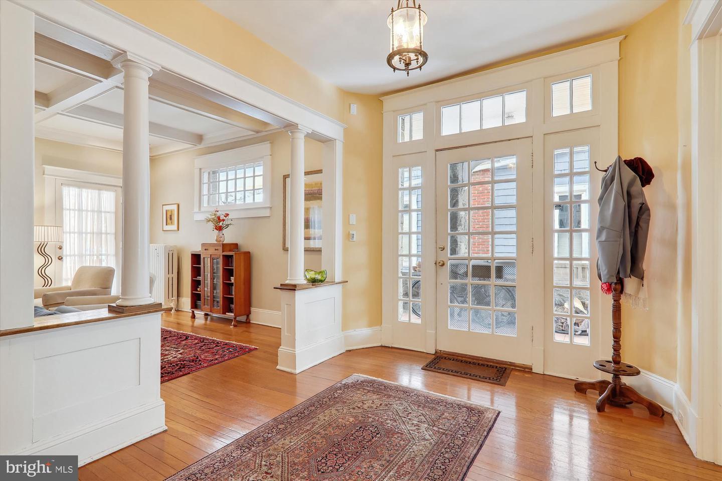 3821 Livingston STREET NW