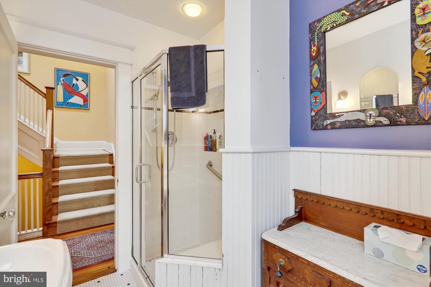 3821 Livingston STREET NW