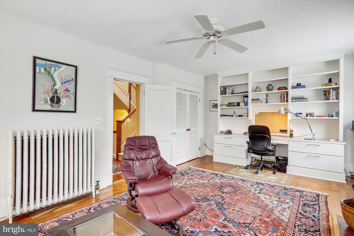 3821 Livingston STREET NW