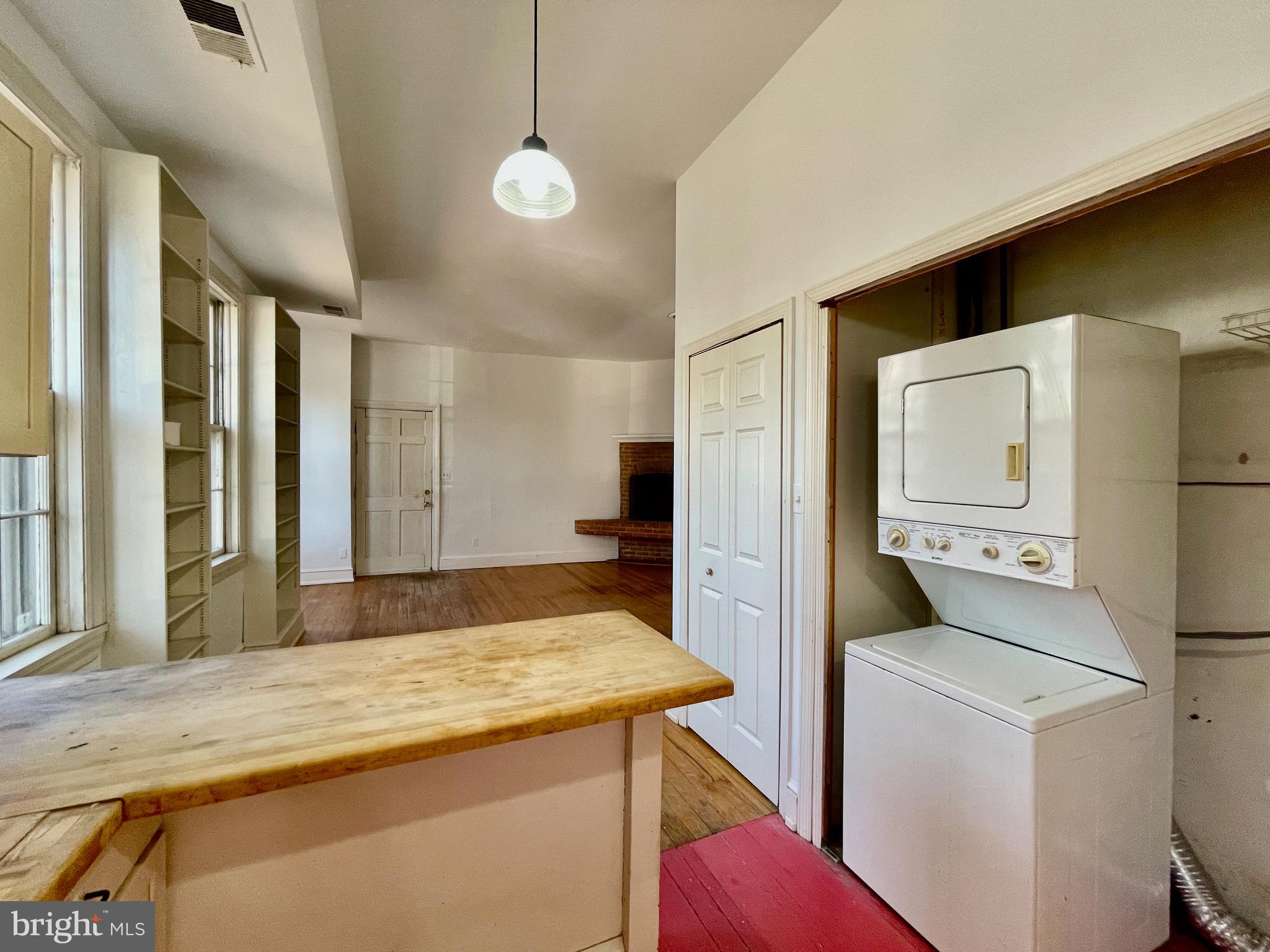 1000 G Street SE