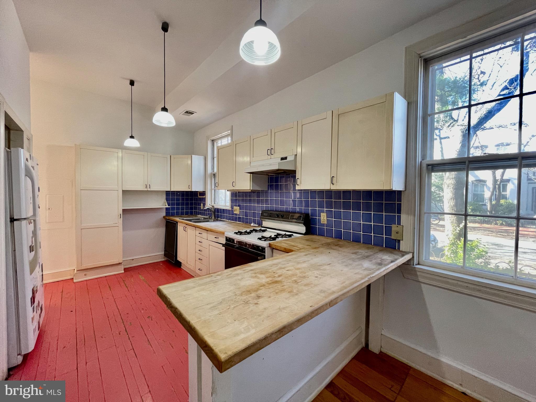 1000 G Street SE
