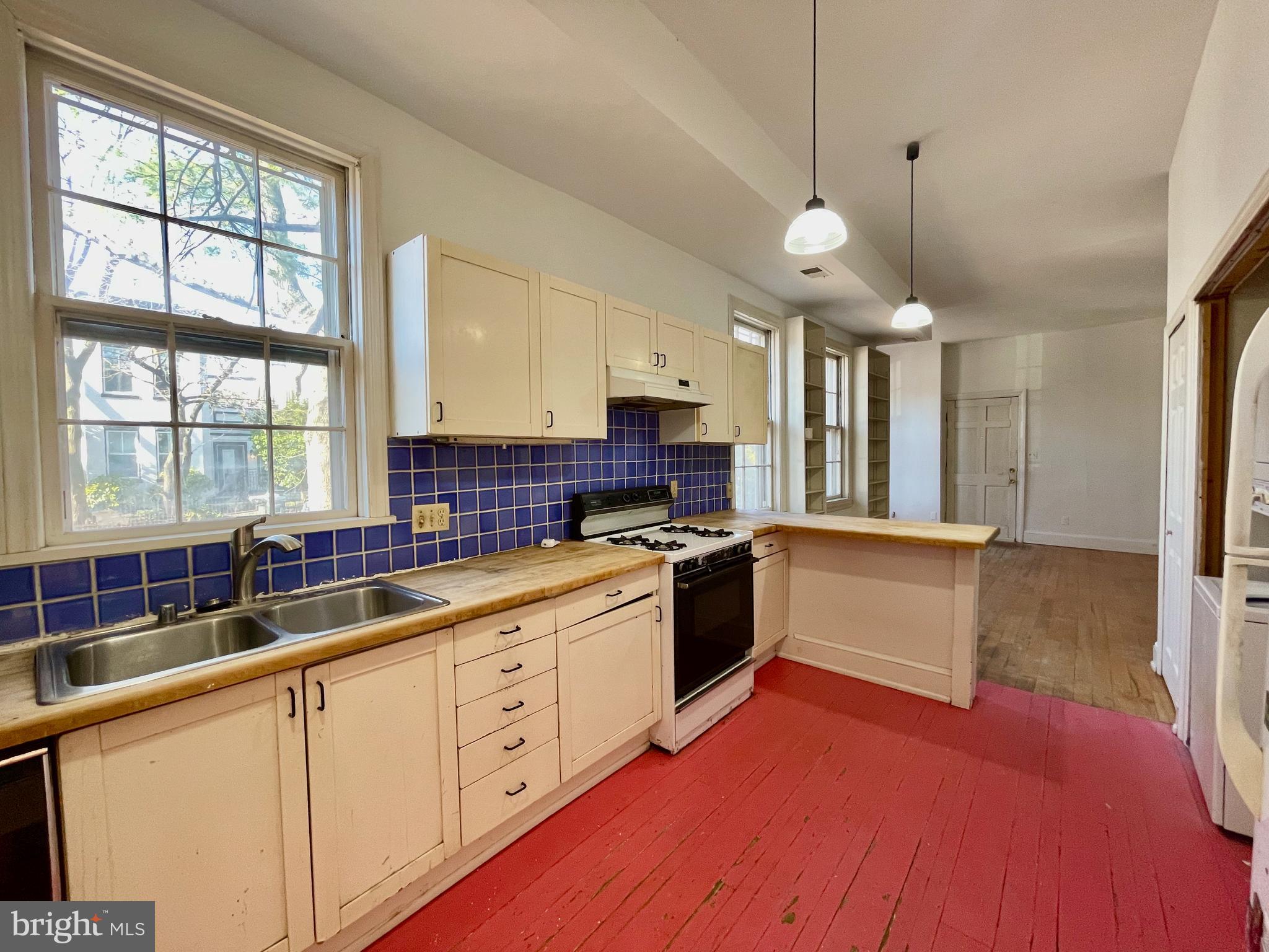 1000 G Street SE