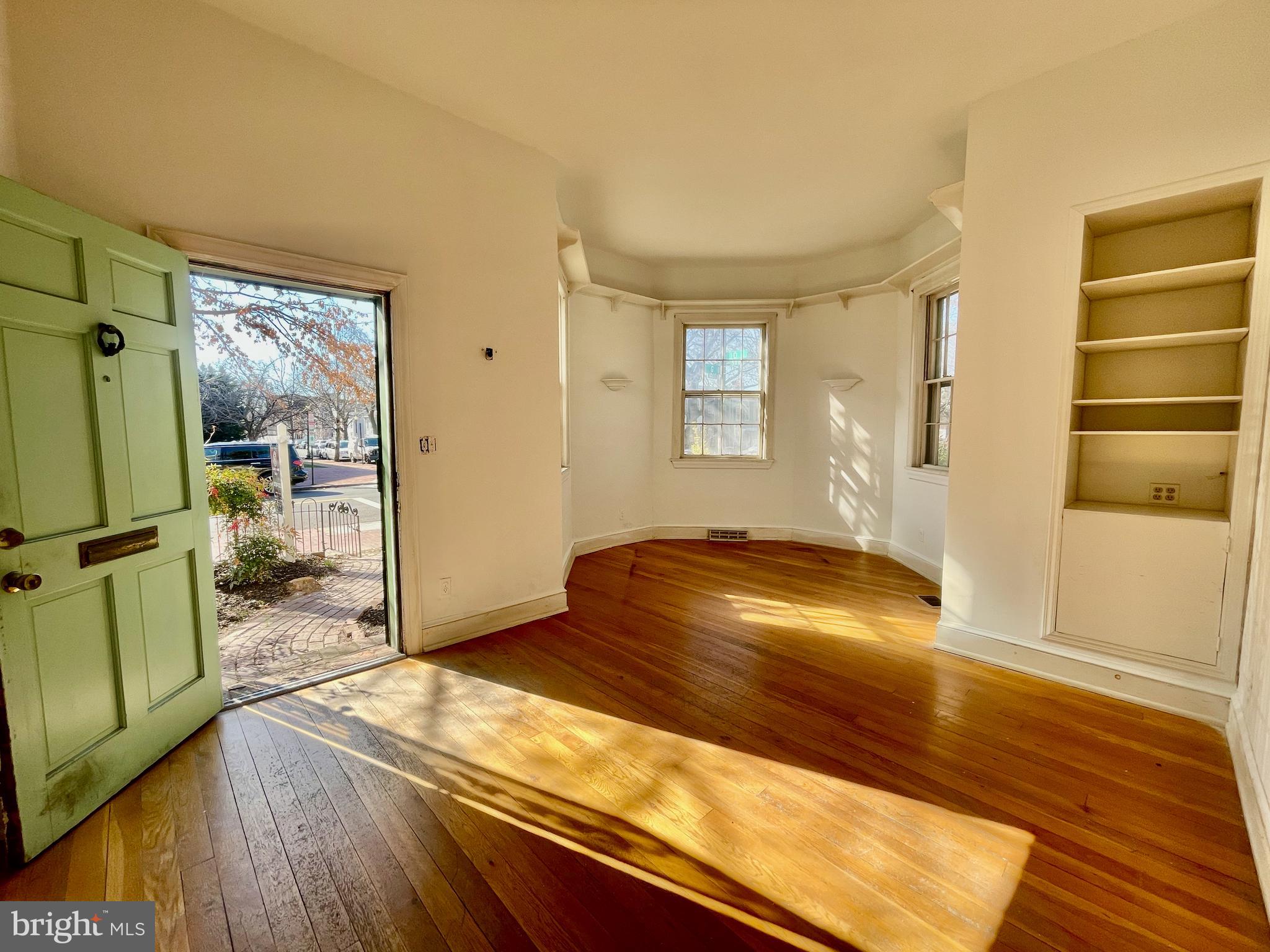 1000 G Street SE