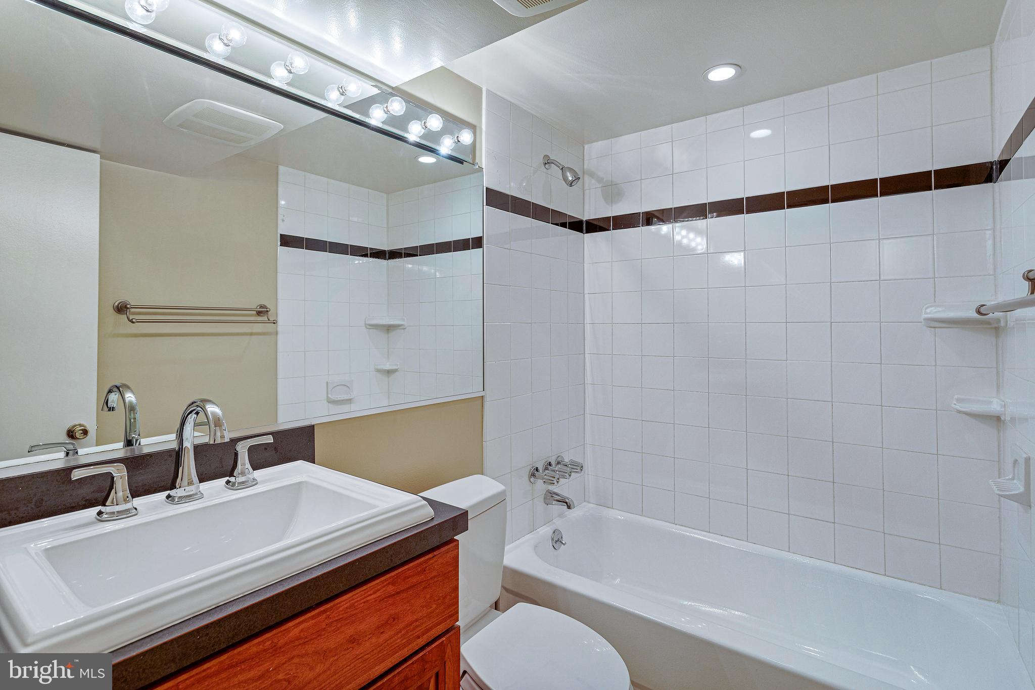 144 Tennessee Ave NE