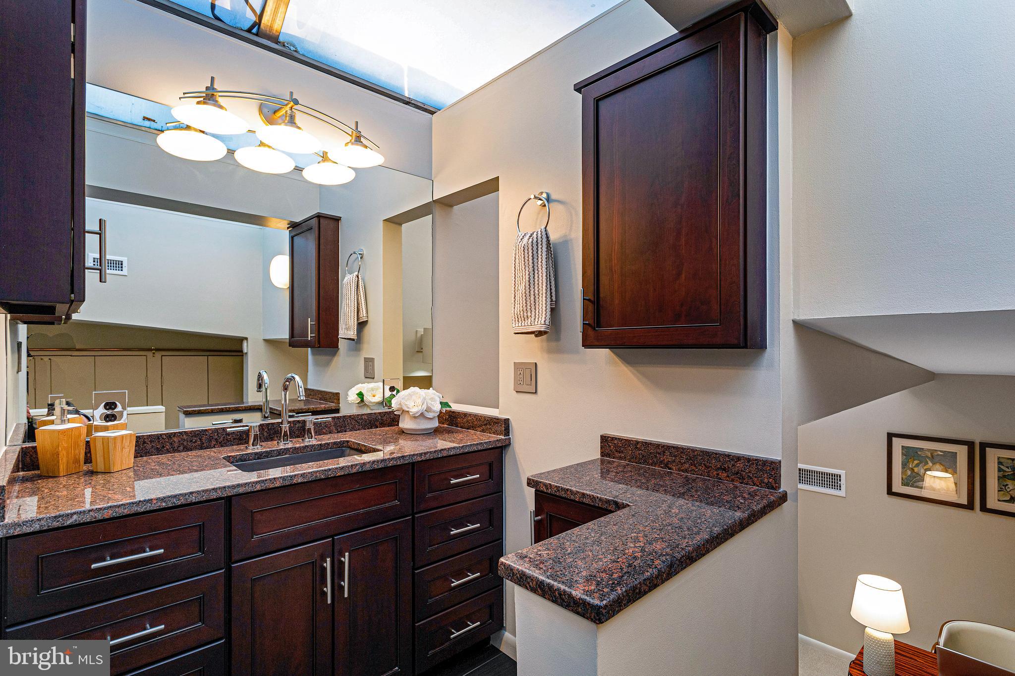 144 Tennessee Ave NE