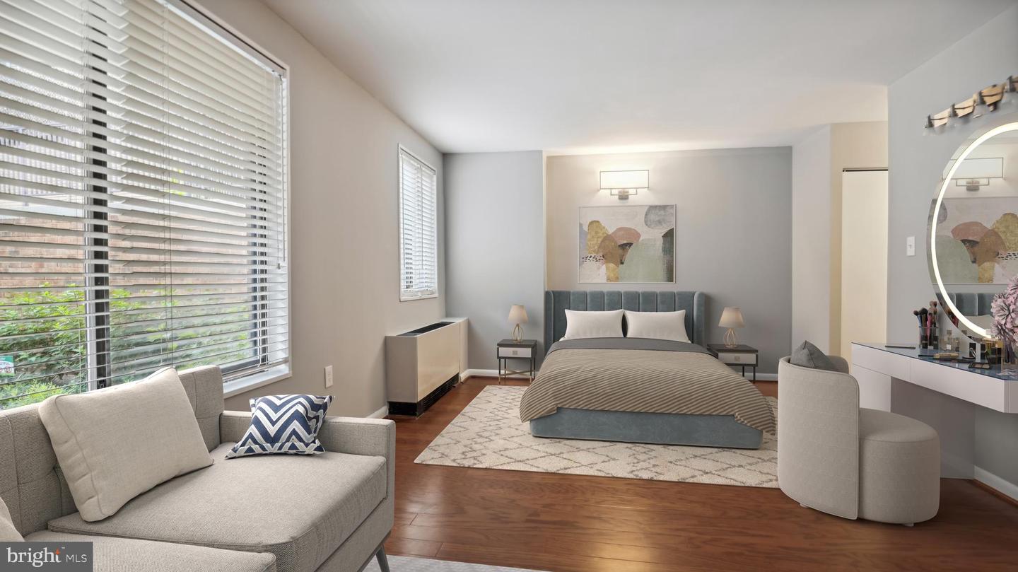 1718 P St NW #T19