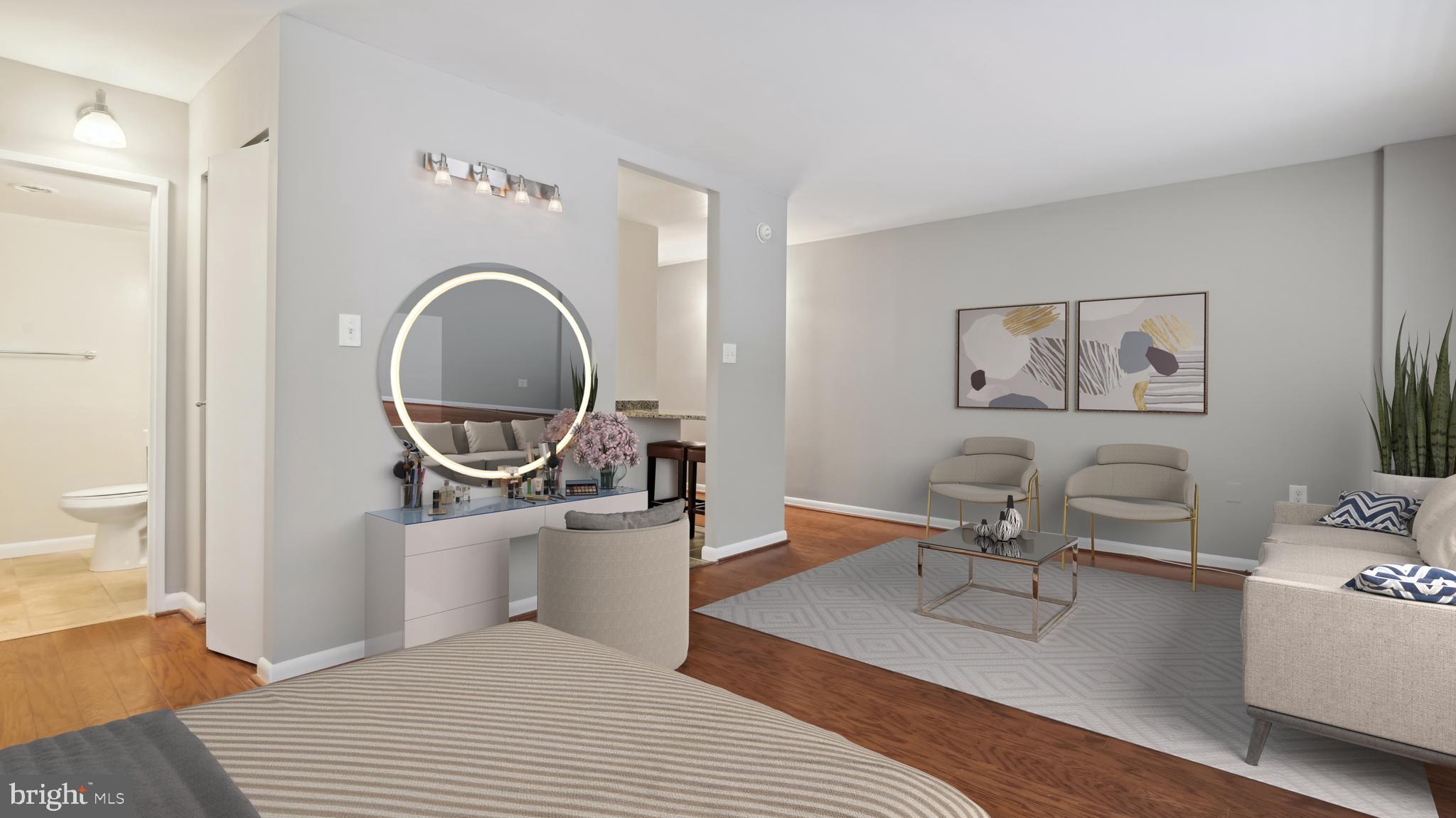 1718 P St NW #T19