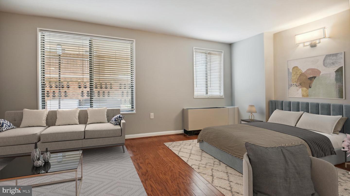 1718 P St NW #T19