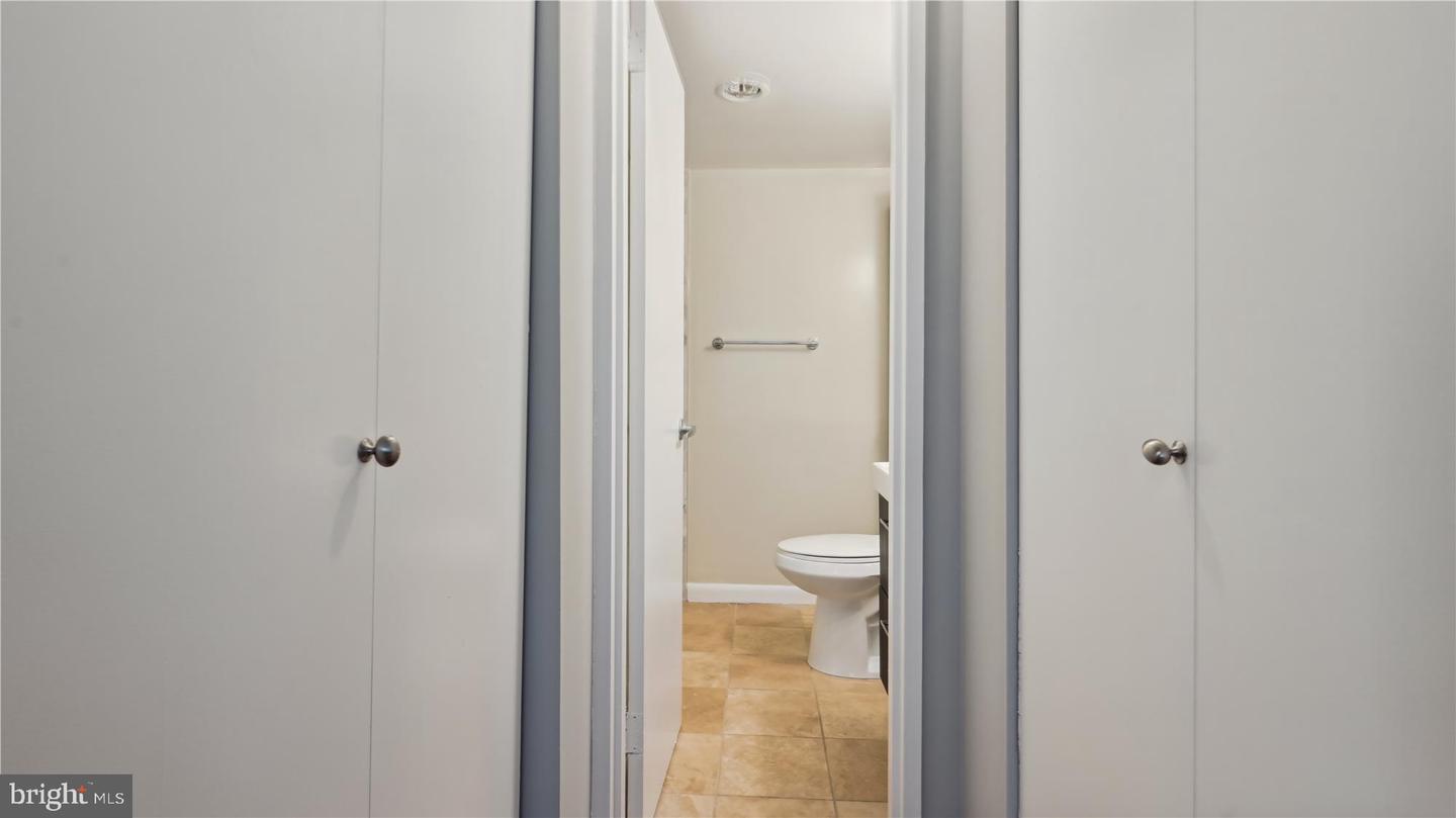 1718 P St NW #T19