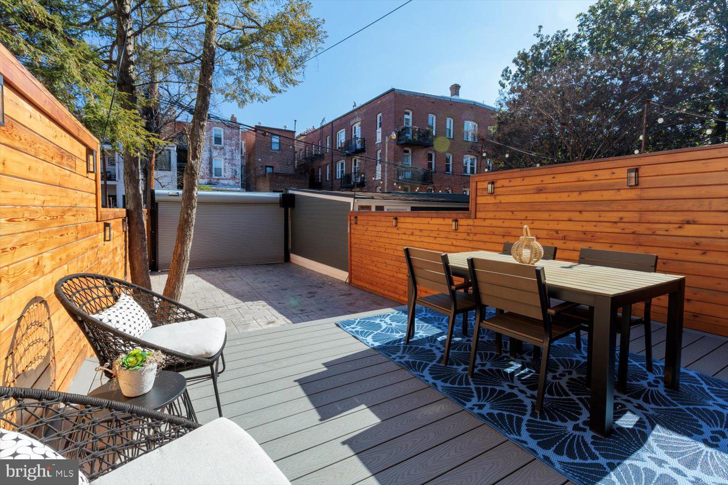 123 5th St NE