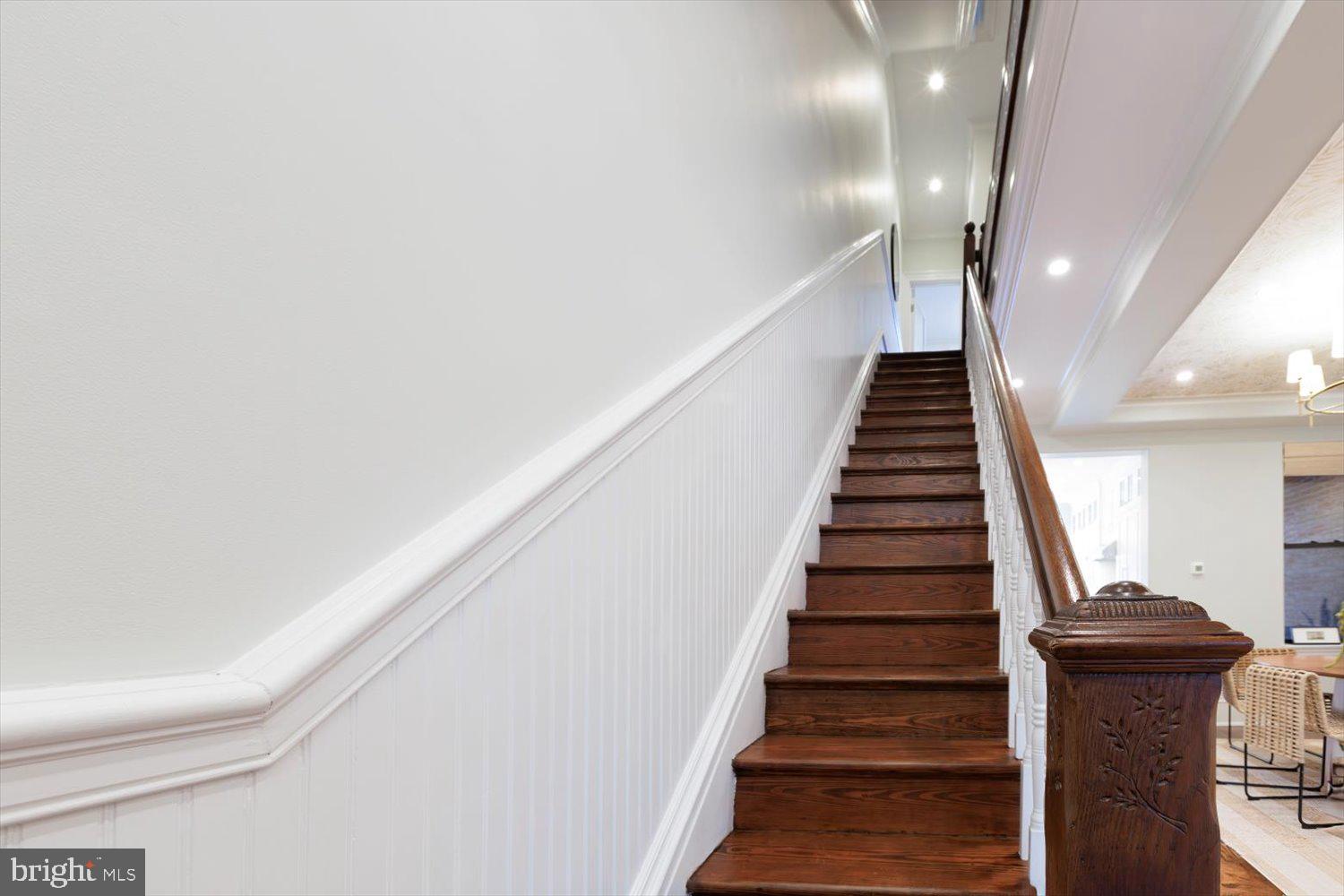 123 5th St NE