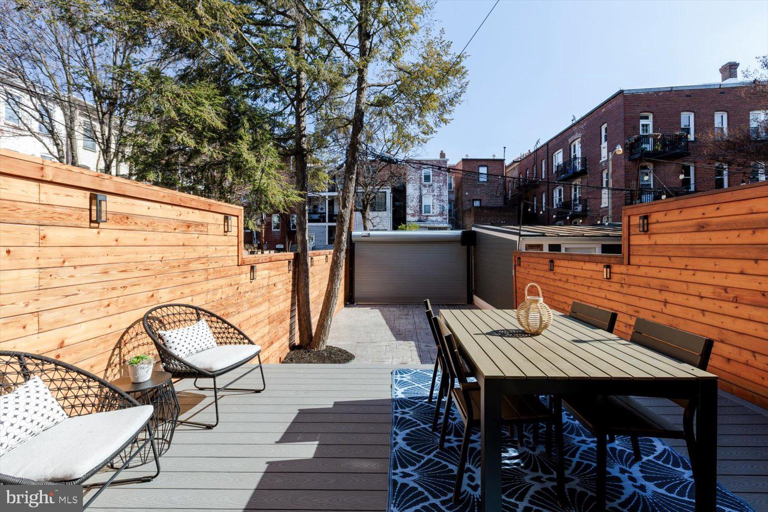 123 5th St NE