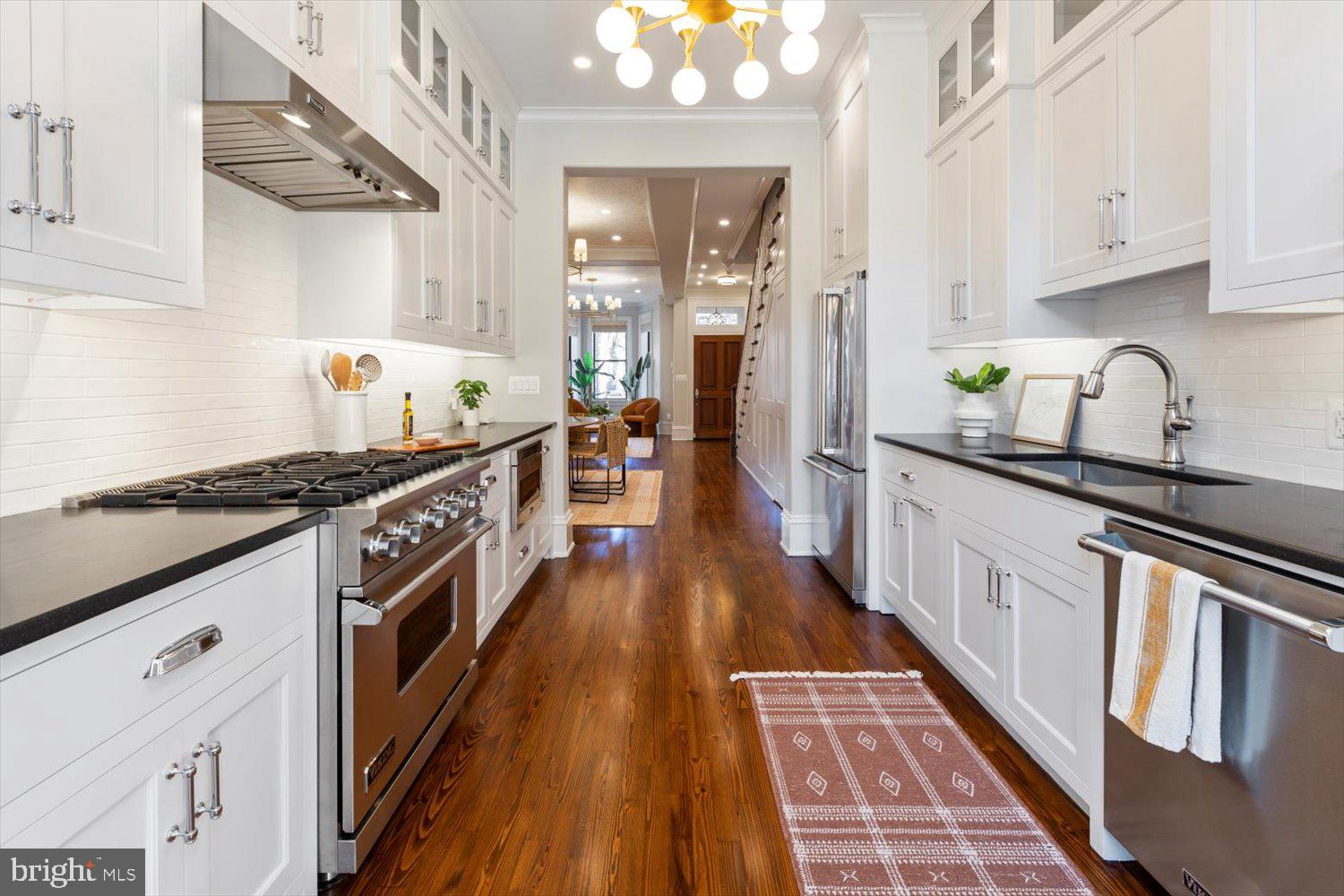 123 5th St NE