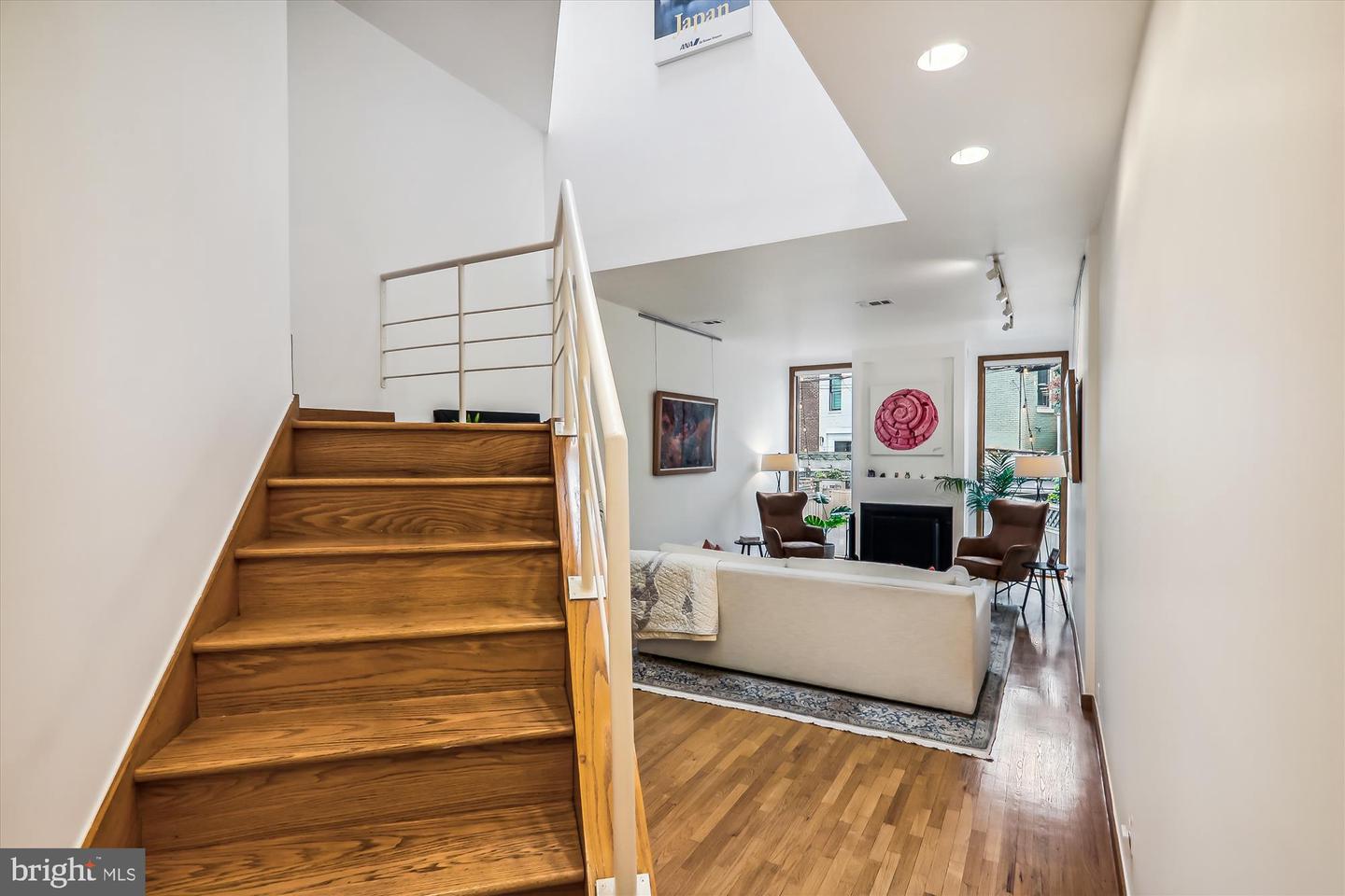 125 12th St NE