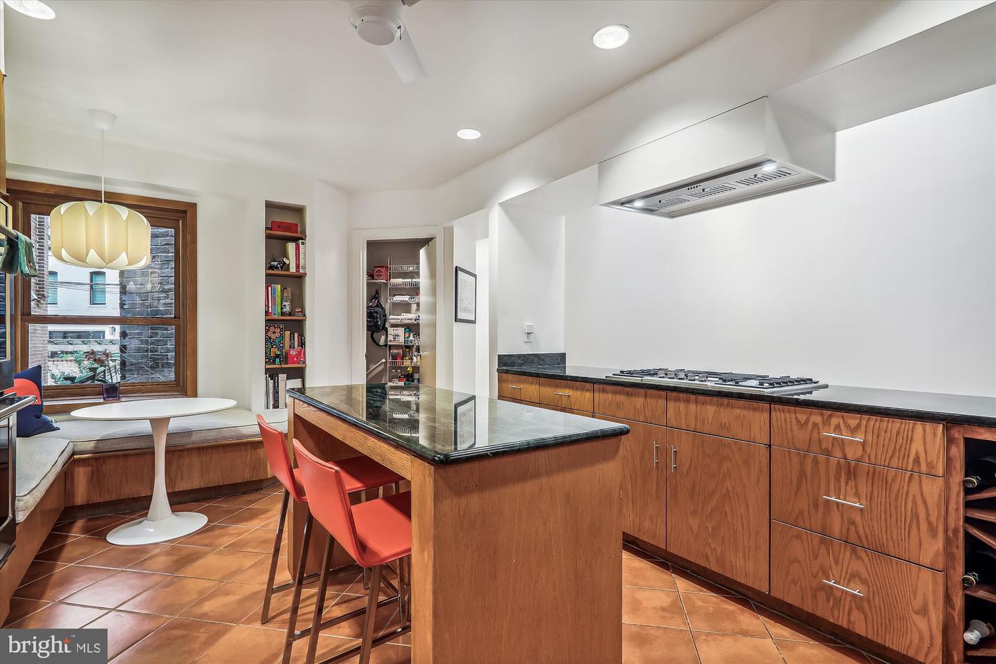 125 12th St NE
