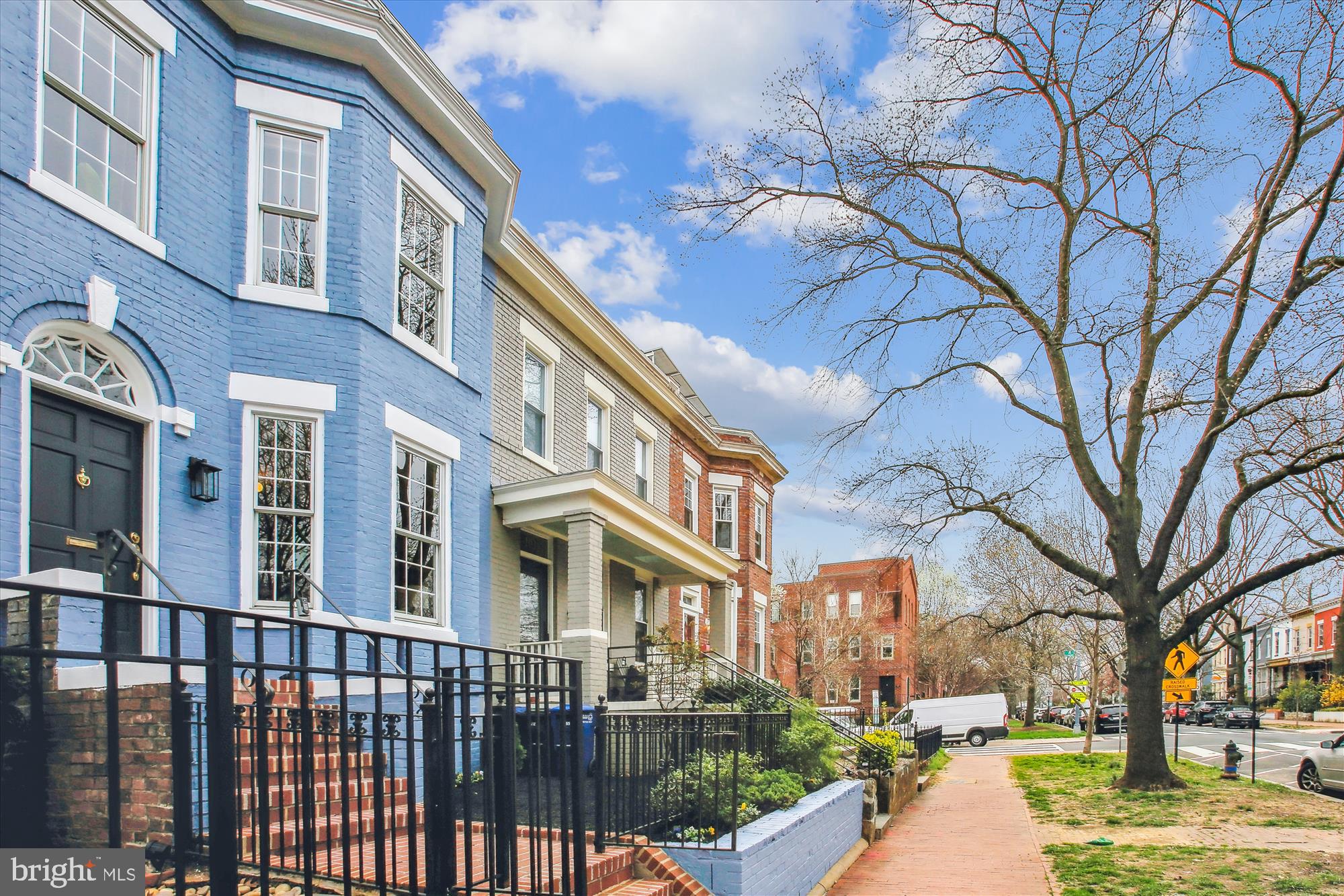 105 14th St NE