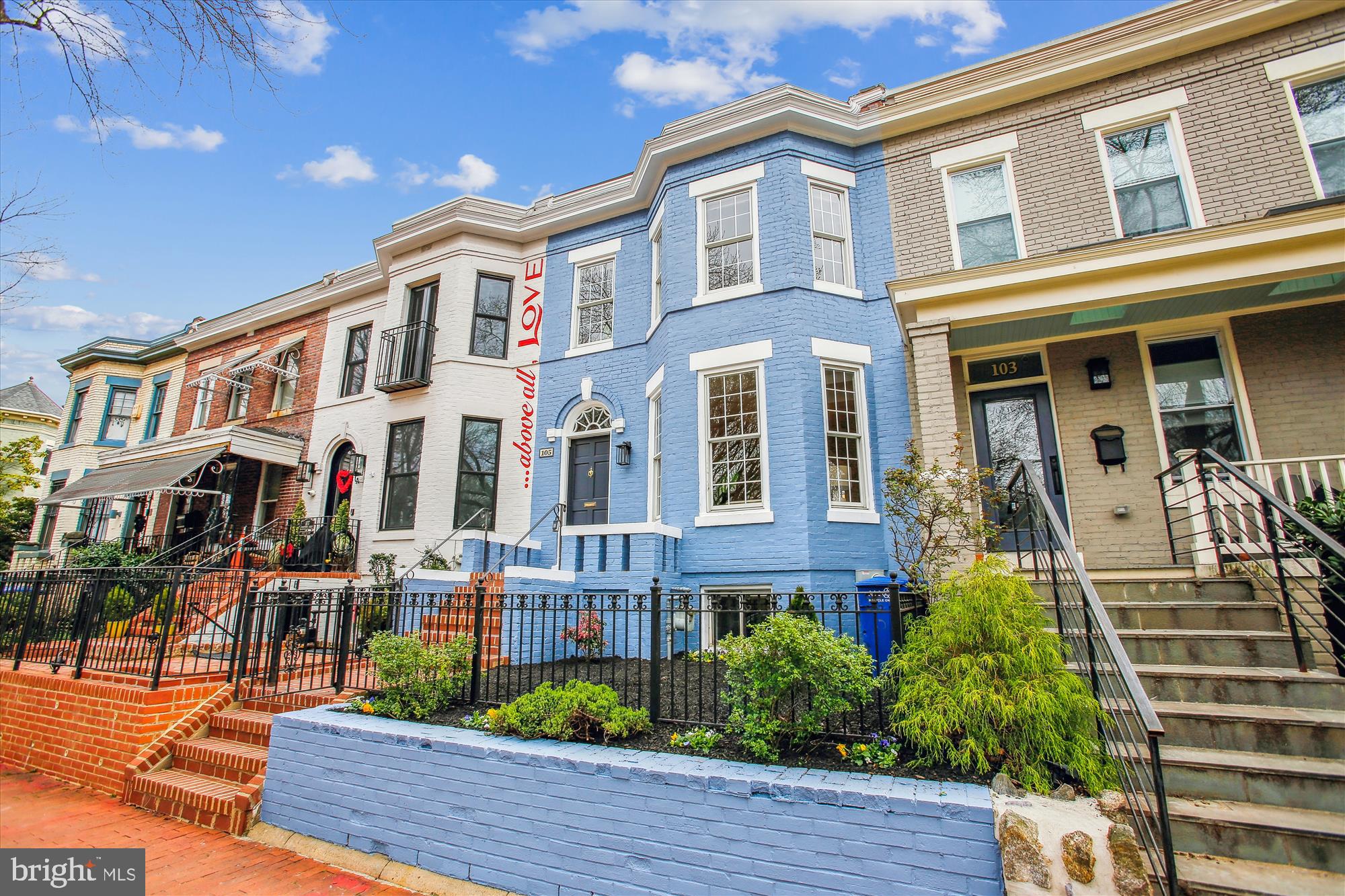 105 14th St NE