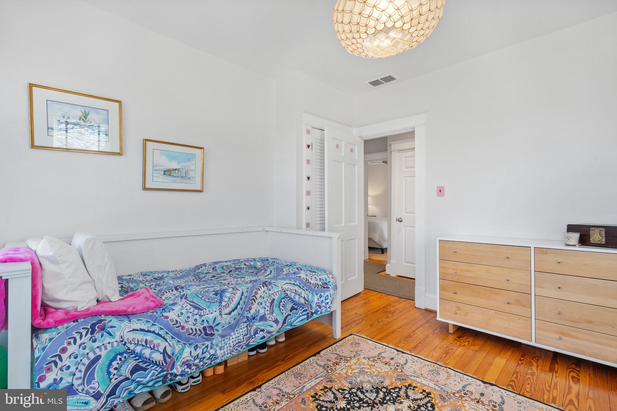 301 South Carolina Ave SE