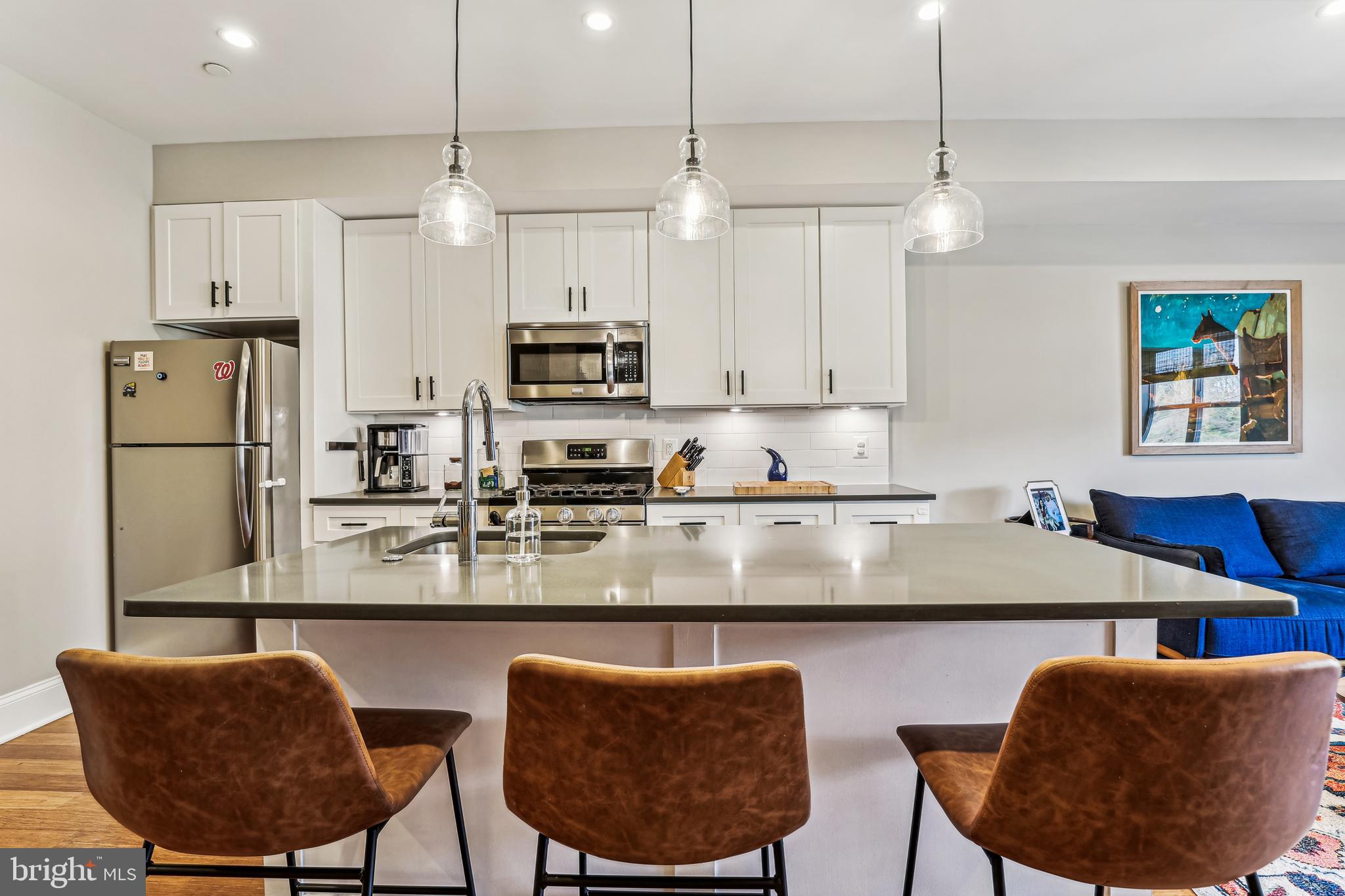 2221 M St NE #302