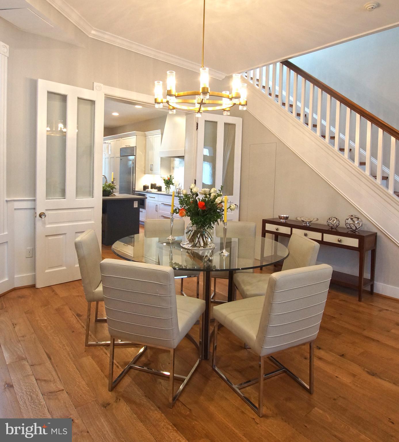 121 4th St NE