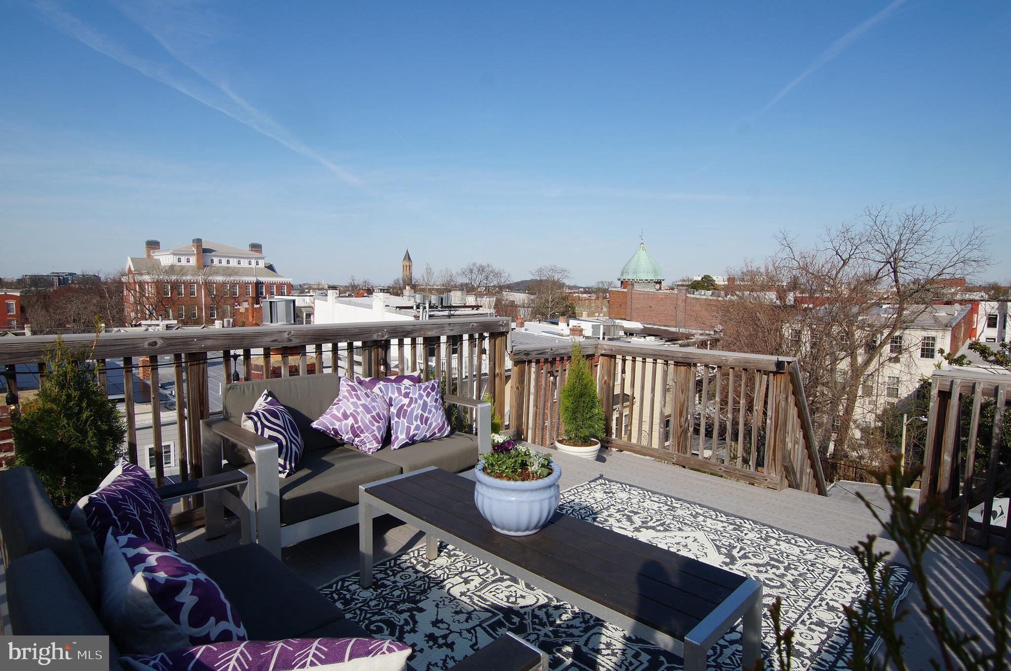 121 4th St NE