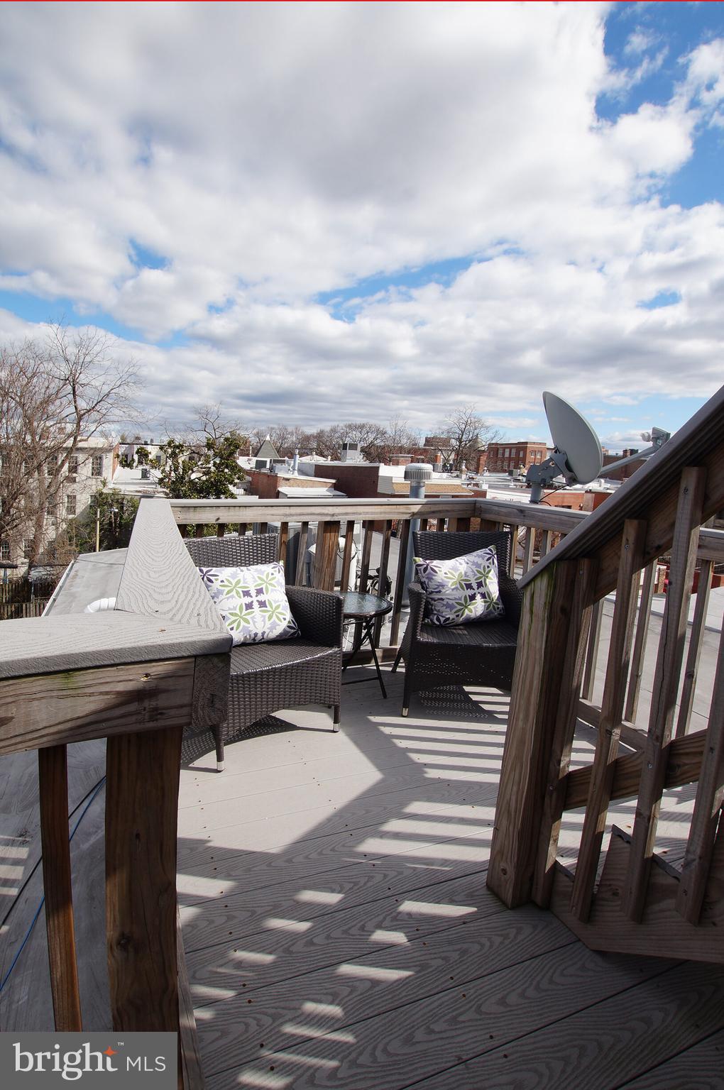 121 4th St NE