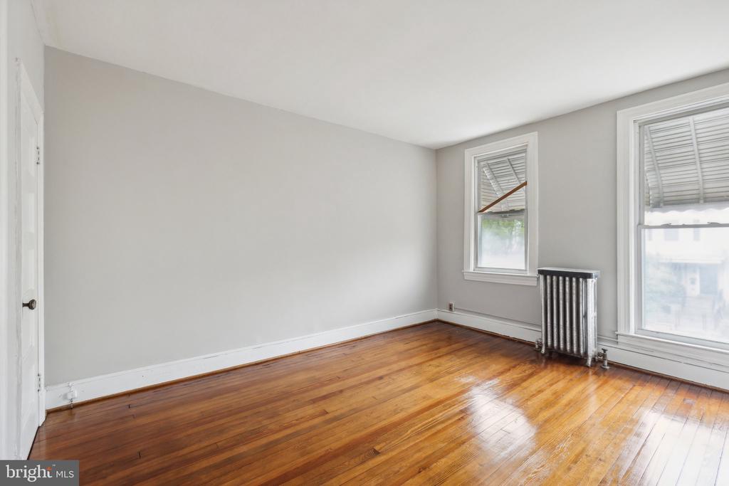 30 W St NW