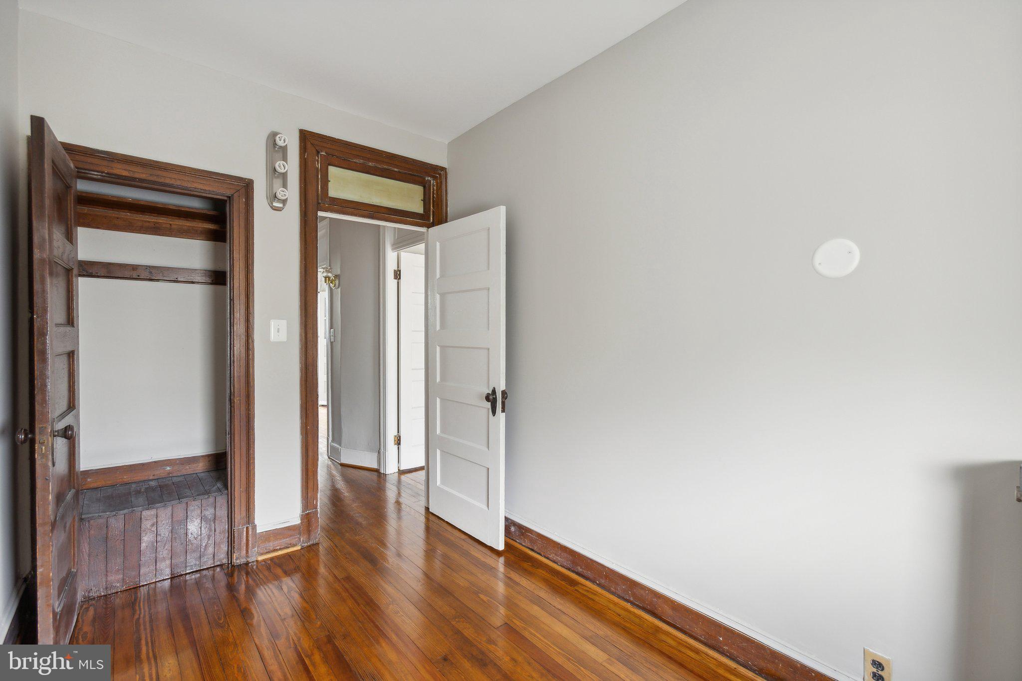 30 W St NW