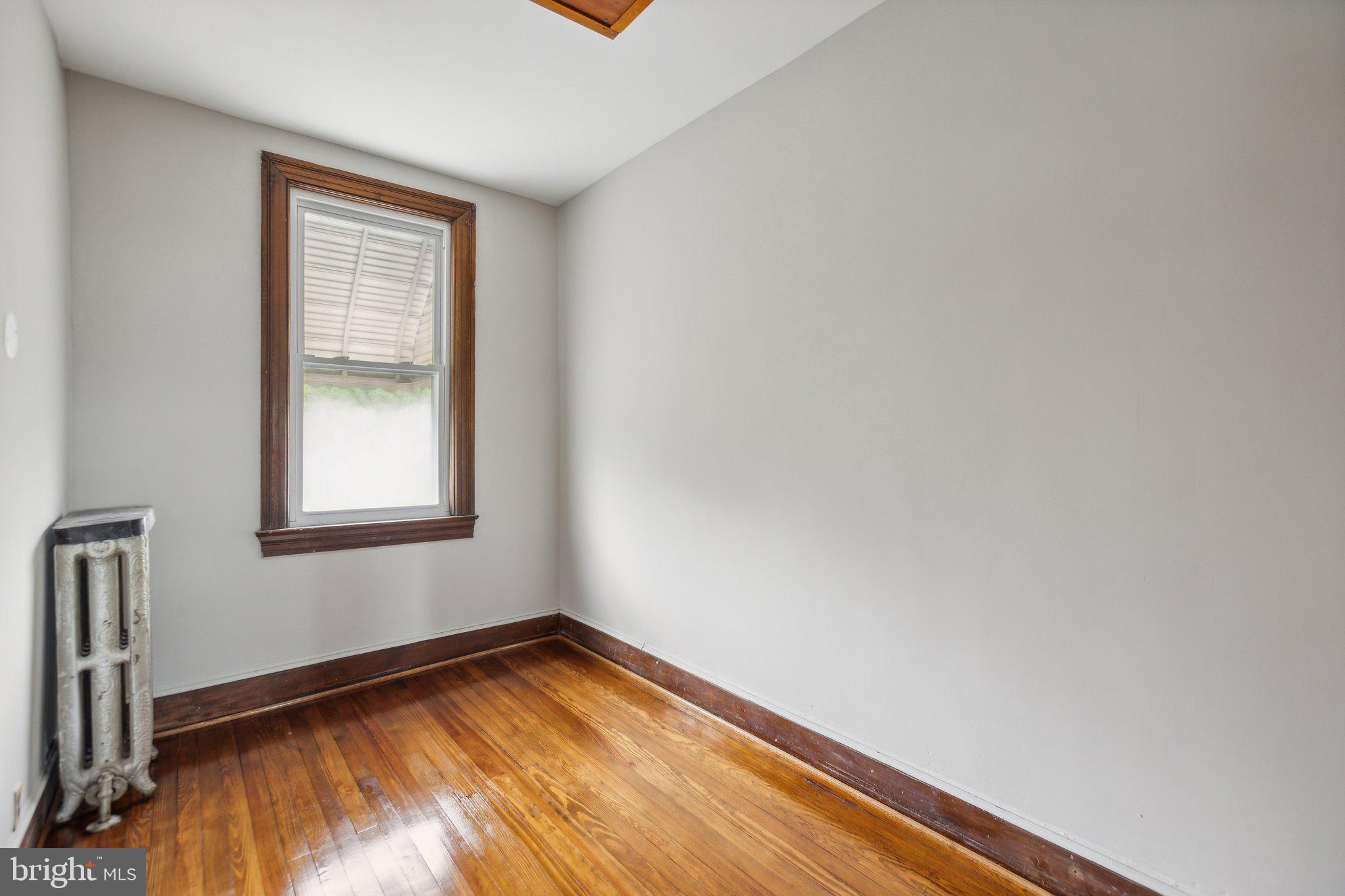30 W St NW