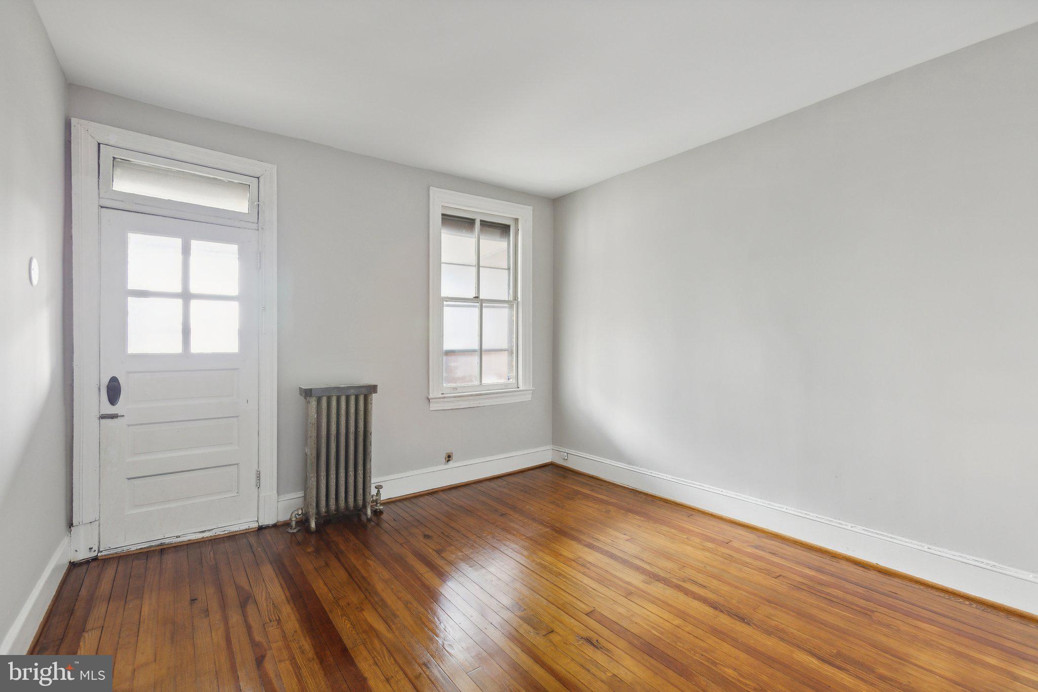 30 W St NW