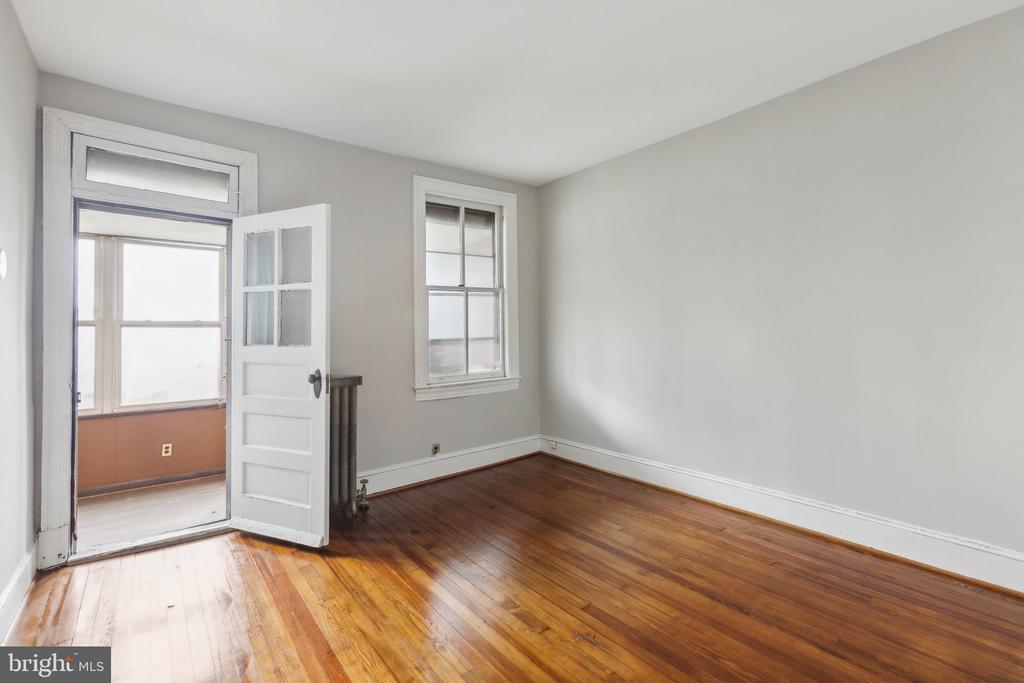 30 W St NW