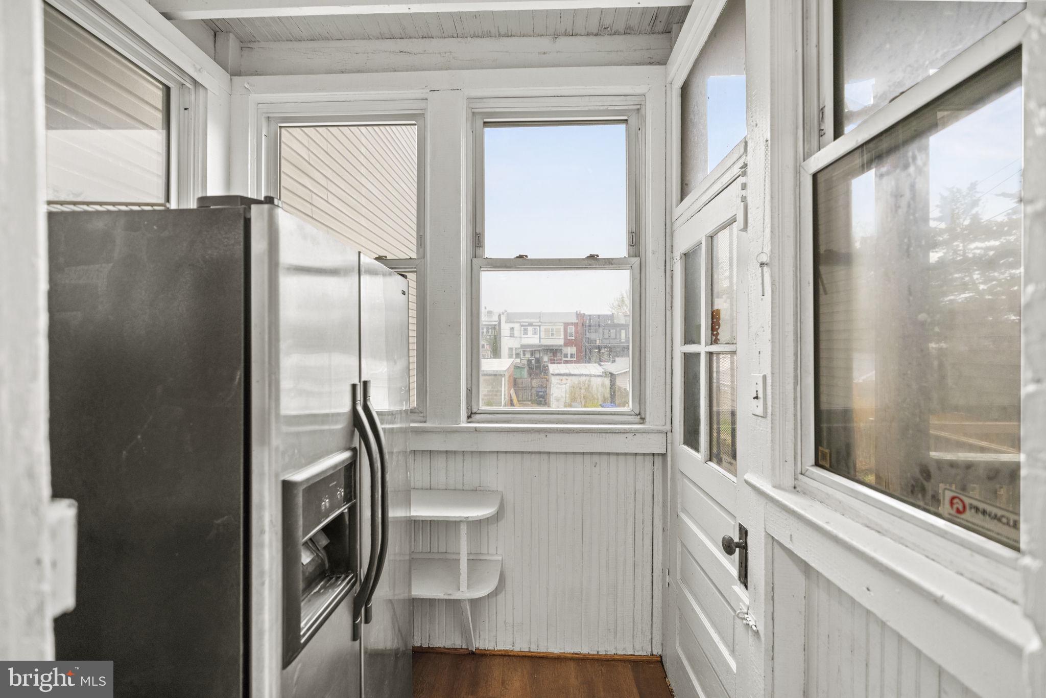 30 W St NW