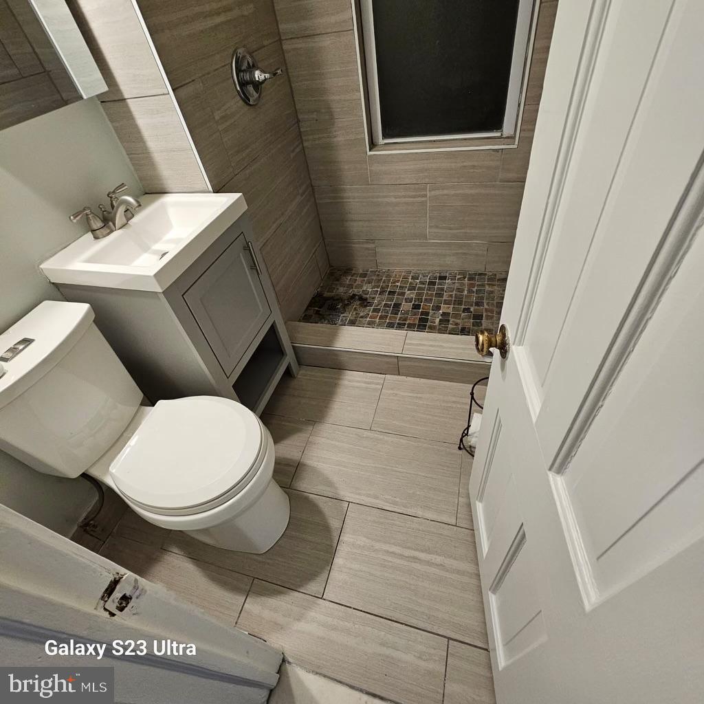 318 N Carolina Ave SE #1