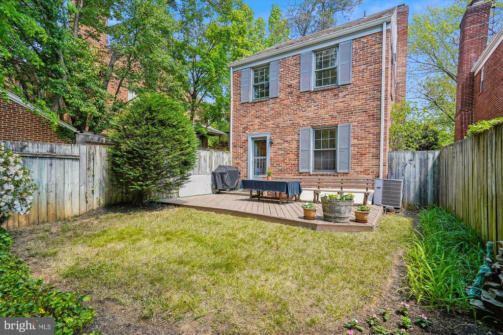 5350 42nd Pl NW