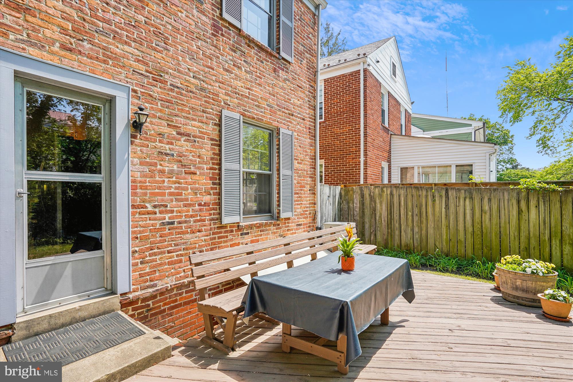 5350 42nd Pl NW